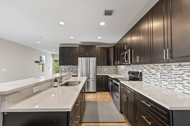 Foto del edificio - 619 SW 17th St