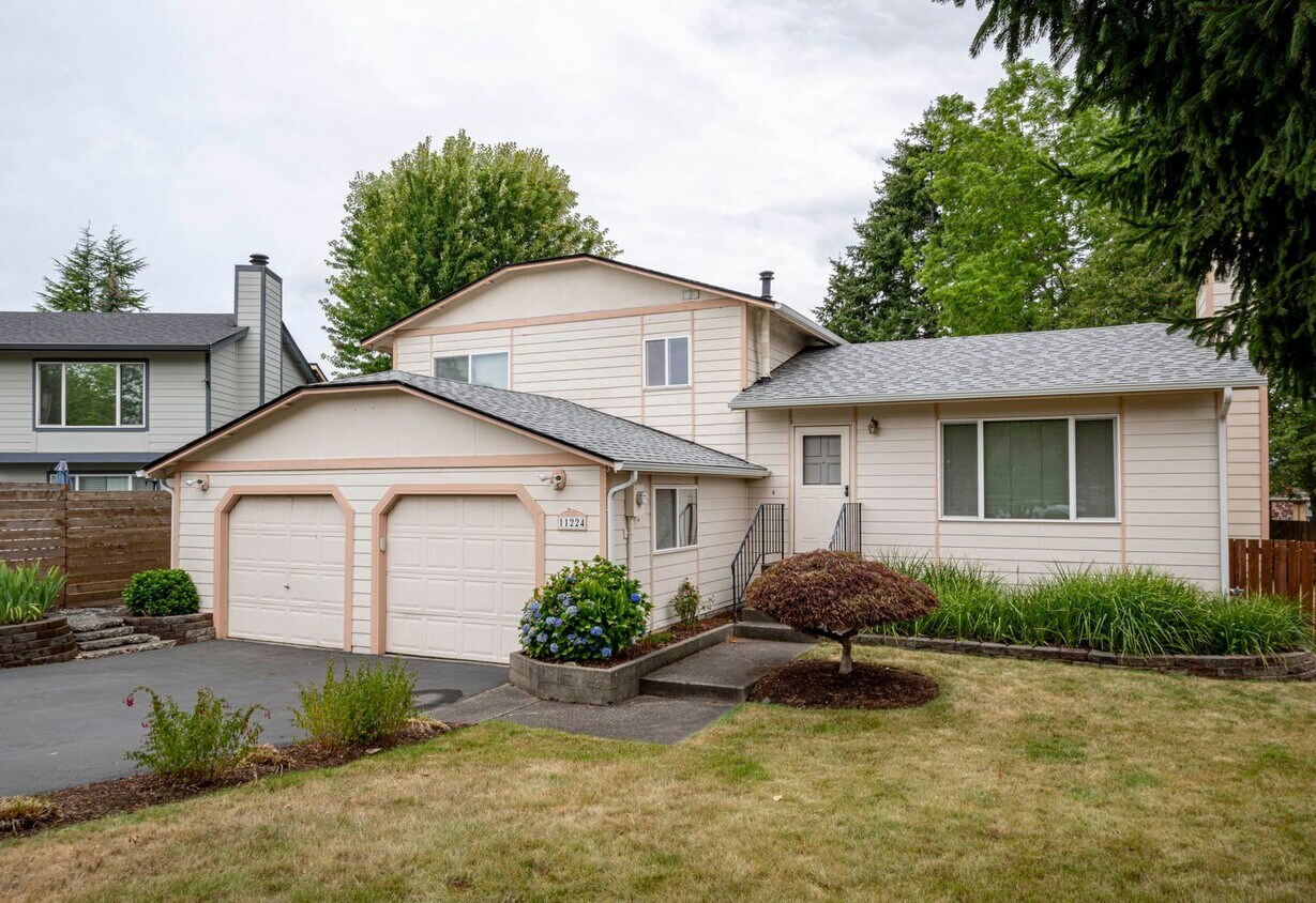 Primary Photo - 11224 SE 235th Pl