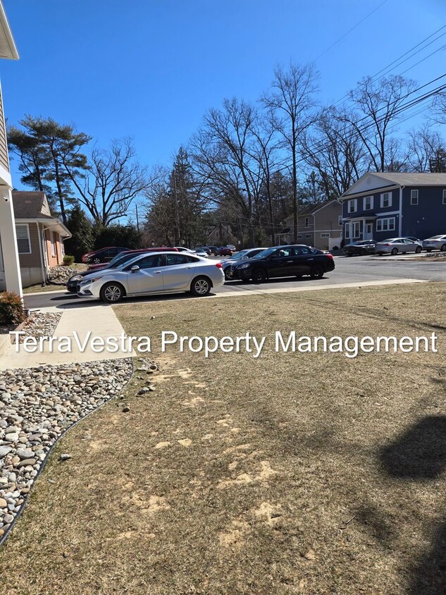 Building Photo - 12 Bedroom 5 Bath College Rental