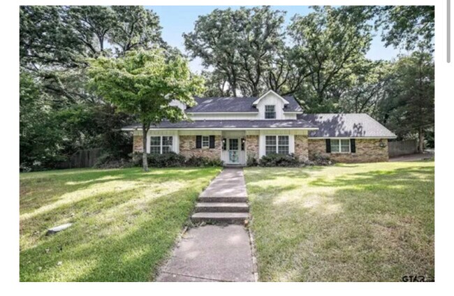 Building Photo - 1132 Pollard Dr