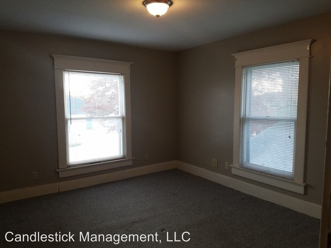 Foto del edificio - 1400 SW 6th Ave