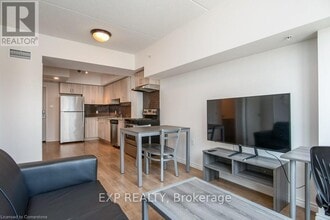 Building Photo - 275-G275 Larch St