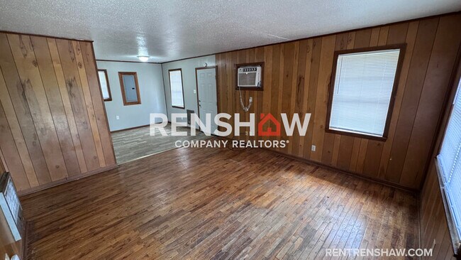 Building Photo - 92 Navy Dr