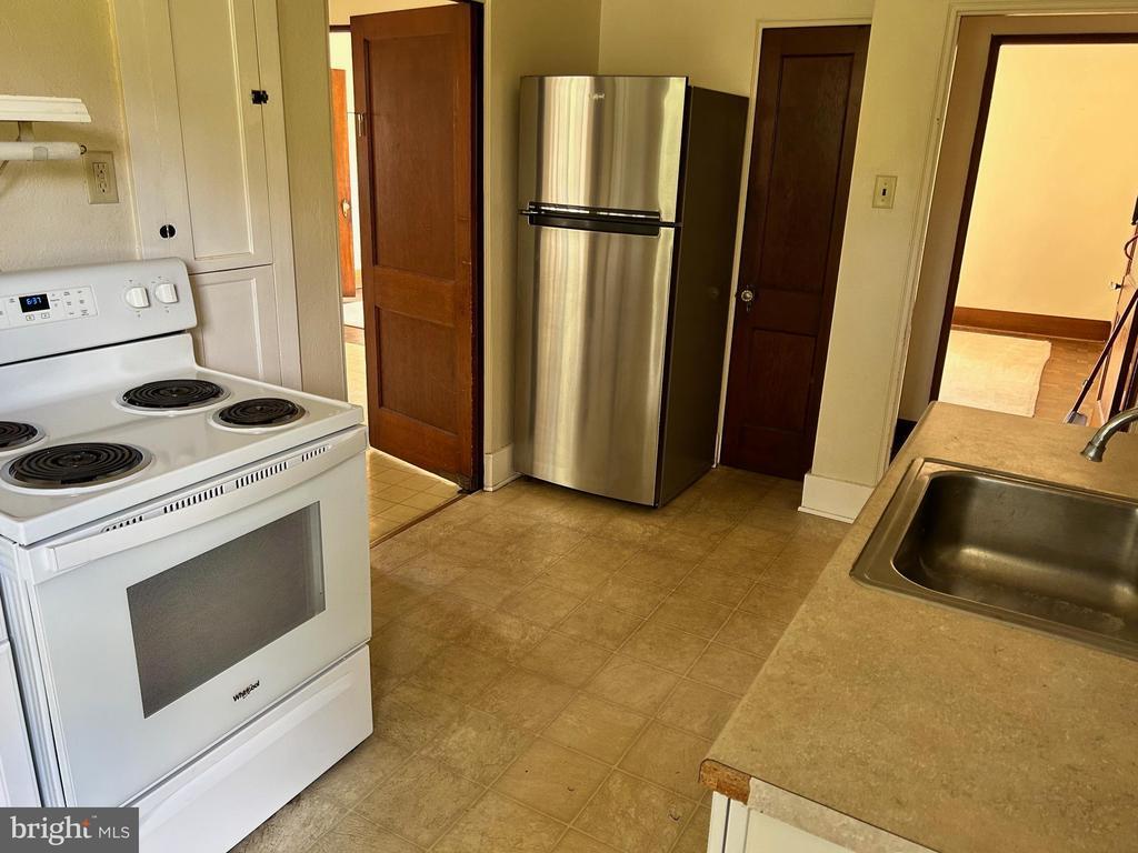 Foto principal - 5 E Maplewood Ave
