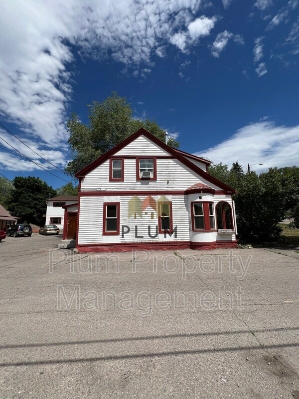 Building Photo - 807 Bulwer St