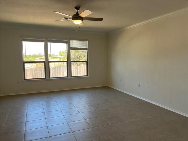 Building Photo - 12624 Hallstatt Dr