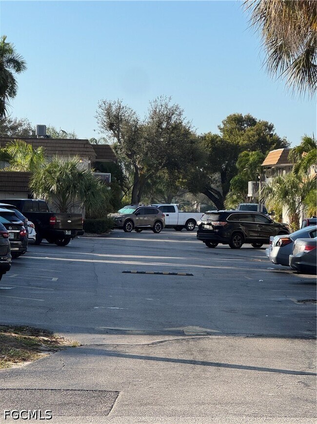 Foto del edificio - 1830 Maravilla Ave