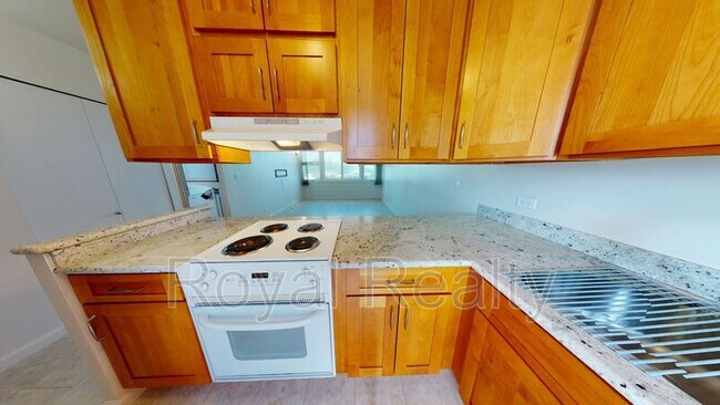 Building Photo - 5210 Likini St