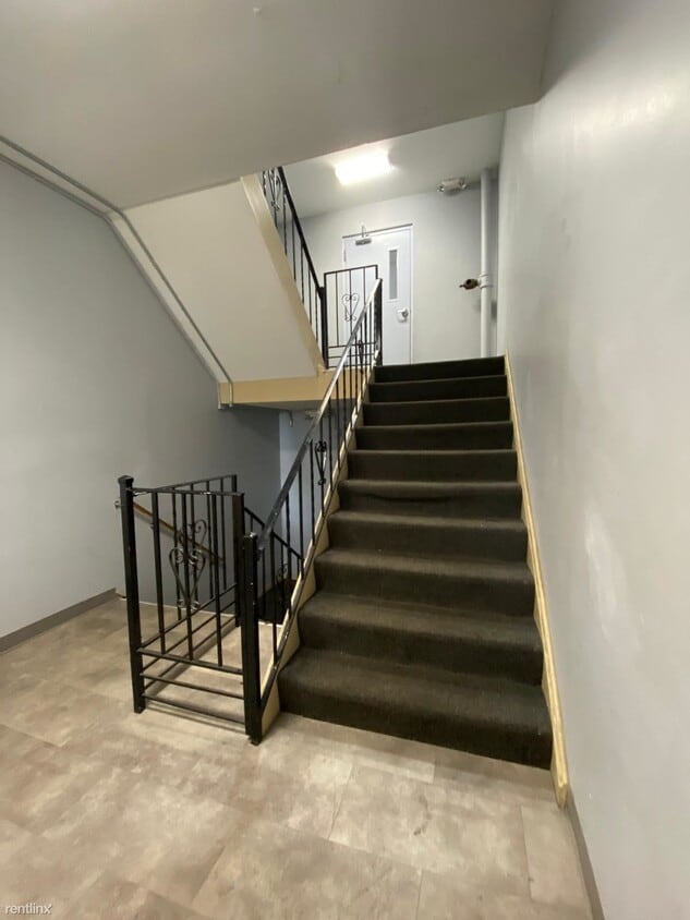 Primary Photo - 2 br, 1 bath Condo - 300 Pine Rock Ave a21