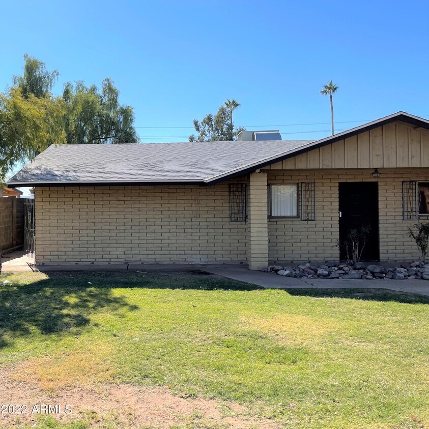 Primary Photo - 1513 W 7th Pl