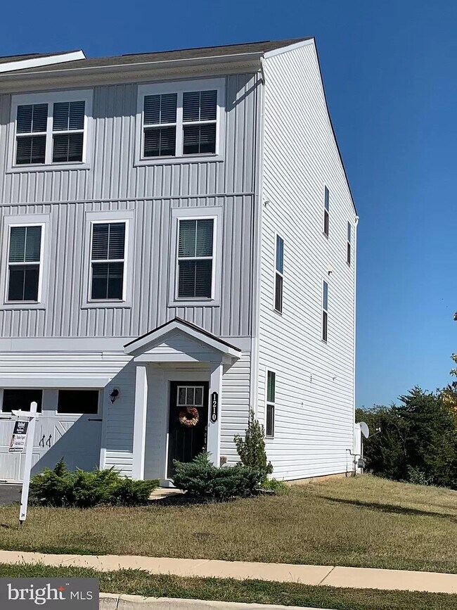 Foto del edificio - 1210 Hudgins Farm Cir