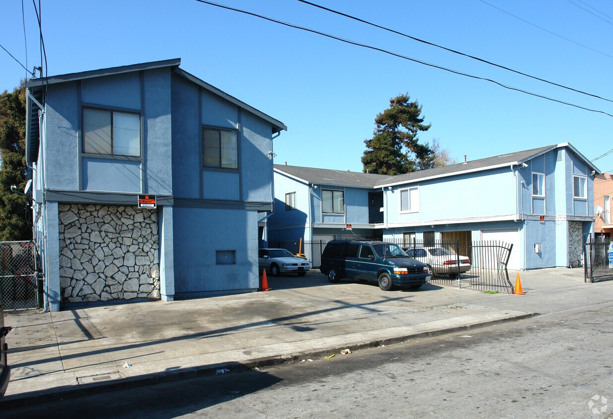 Building Photo - 129 Twentieth