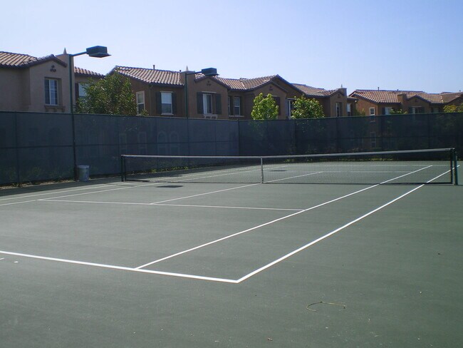 Building Photo - Spacious 4 Bedroom Townhome in Airoso of Carmel Valley