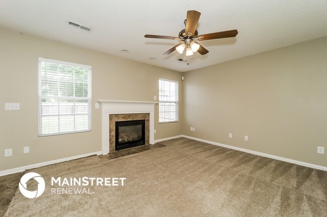 Foto del edificio - 5203 Weeping Cherry Dr