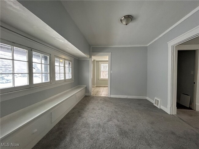 Building Photo - 3233 W 94th St