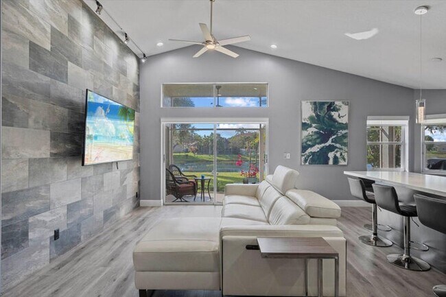 Foto del edificio - 3673 Miramontes Cir