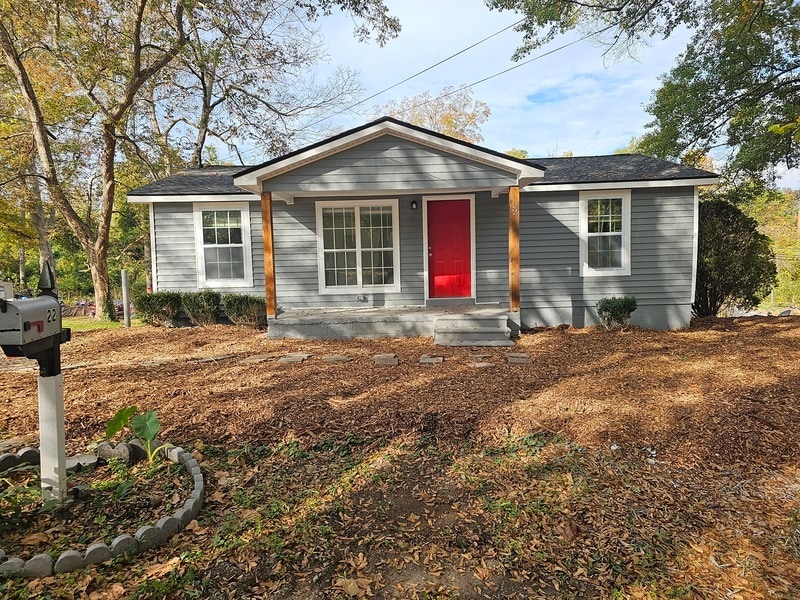 Primary Photo - 18 Long St