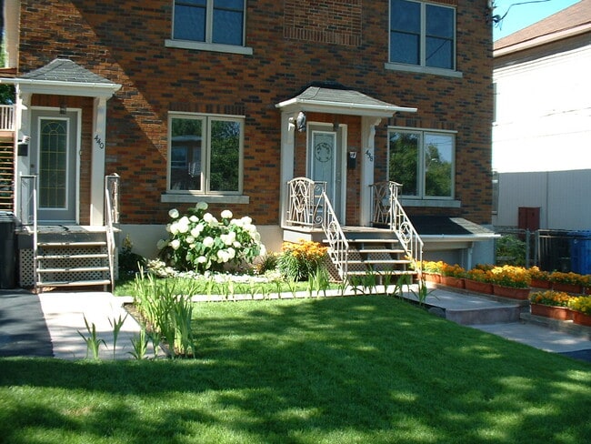 Building Photo - 238 Boul La Fayette