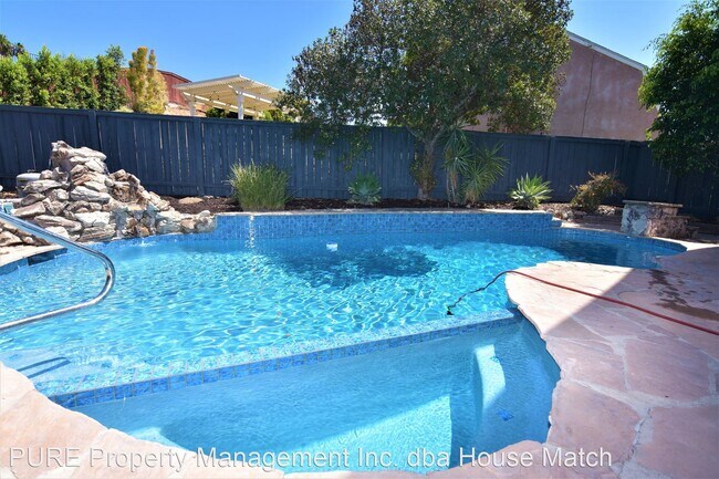 Building Photo - 5 br, 3 bath House - 4342 Morning View Ct