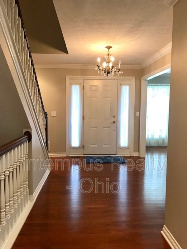 Building Photo - 6346 Grassmere Dr