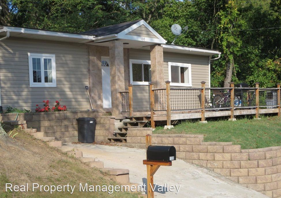 3 br, 1 bath House 100 Steel Street House Rental in Dunbar, WV