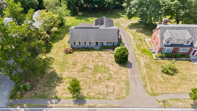 Building Photo - 55 Windmill Hill Rd