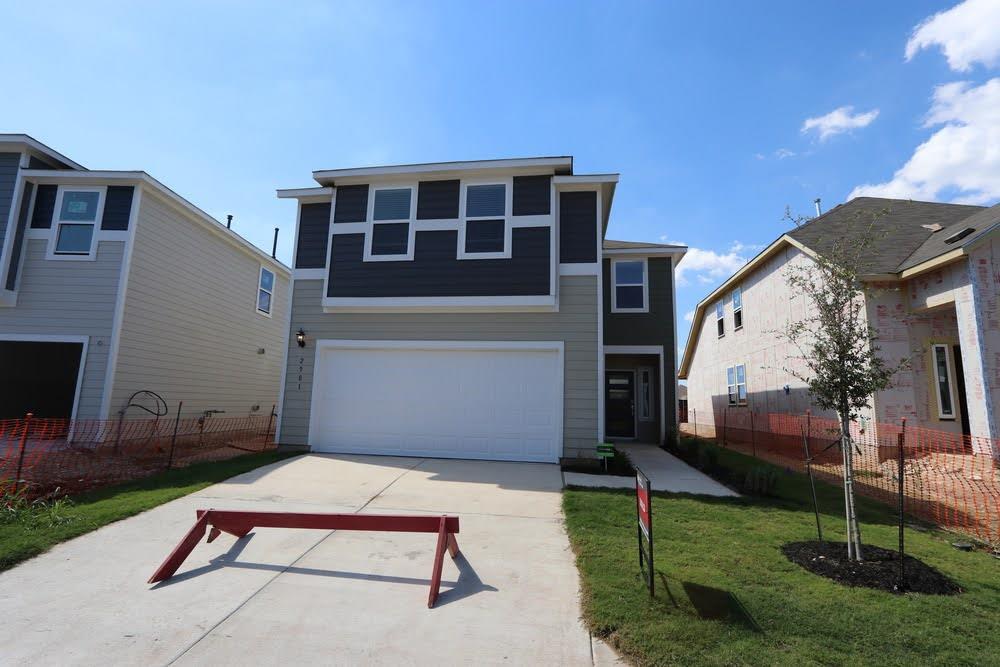 Foto principal - 2901 Mary Elizabeth Dr