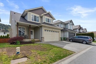 Building Photo - 5545 Peach Rd