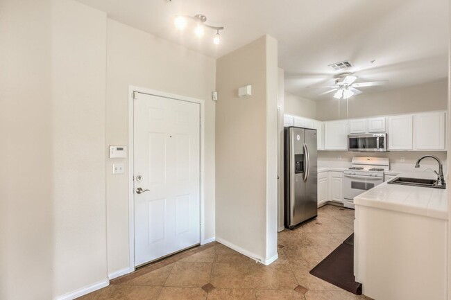 Building Photo - BEAUTIFUL SUMMERLIN CONDO OVERLOOKING THE ...