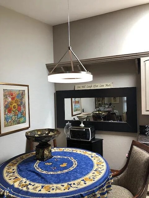 Foto del edificio - 1220 Manhattan Beach Blvd