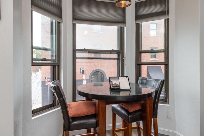 Building Photo - 158 F St