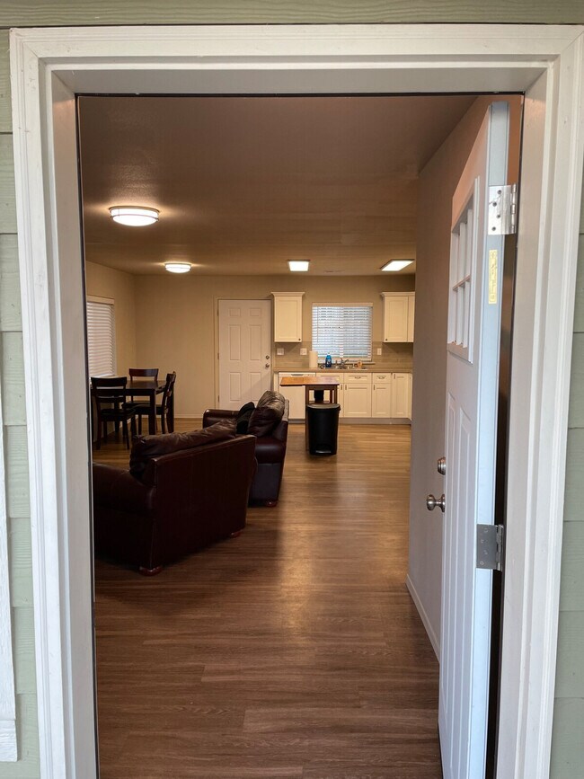 Foto del edificio - 601 S Kent St