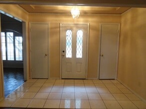 Building Photo - 2304 Canyon Valley Trail