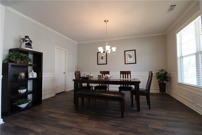 Foto del edificio - 5926 Watersdown Wy