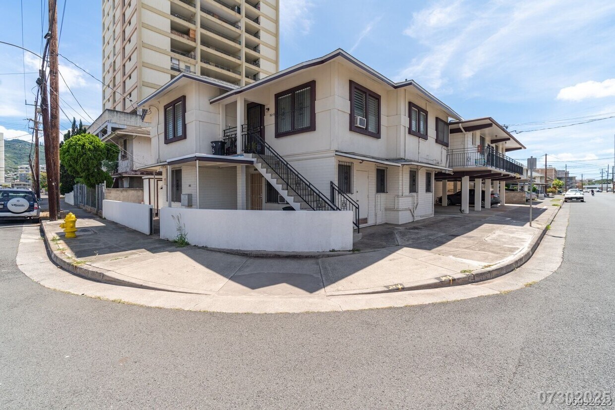 Foto principal - Conveniently Located Moi'ili'ili Apt. near...