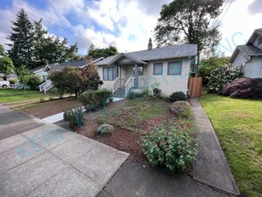 Building Photo - 1420 NE 53rd Ave