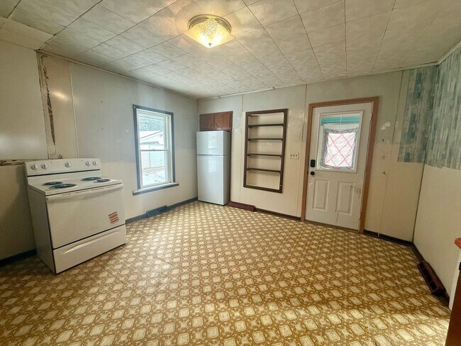 Foto del edificio - 3 Bed 1 Bath Single Family Home in White Lake