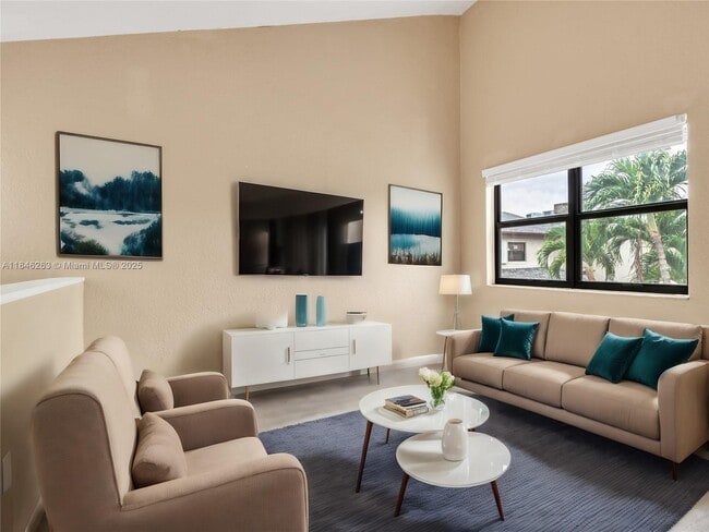 Foto del edificio - 10300 NW 9th St Cir