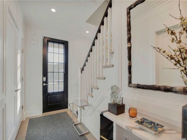 Foto del edificio - 304 Grist Mill Cir