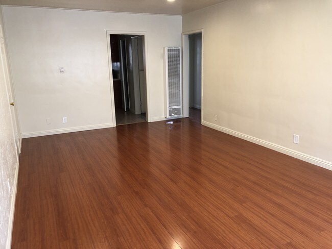 Building Photo - 13233 Oxnard St