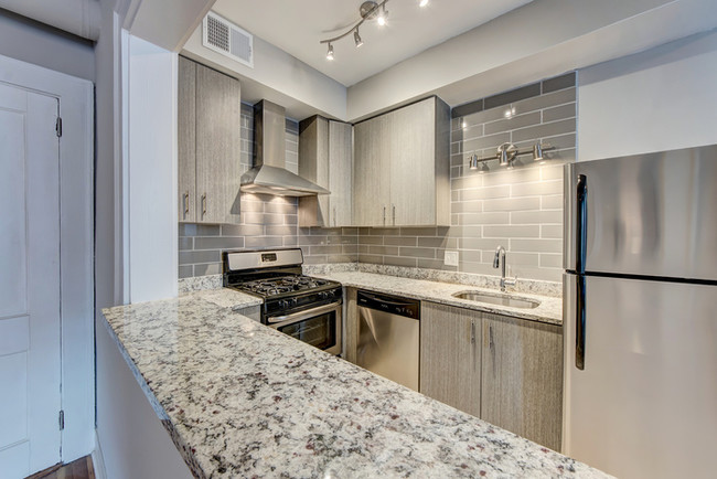 Building Photo - Move in special - Free rent until 5/1/19