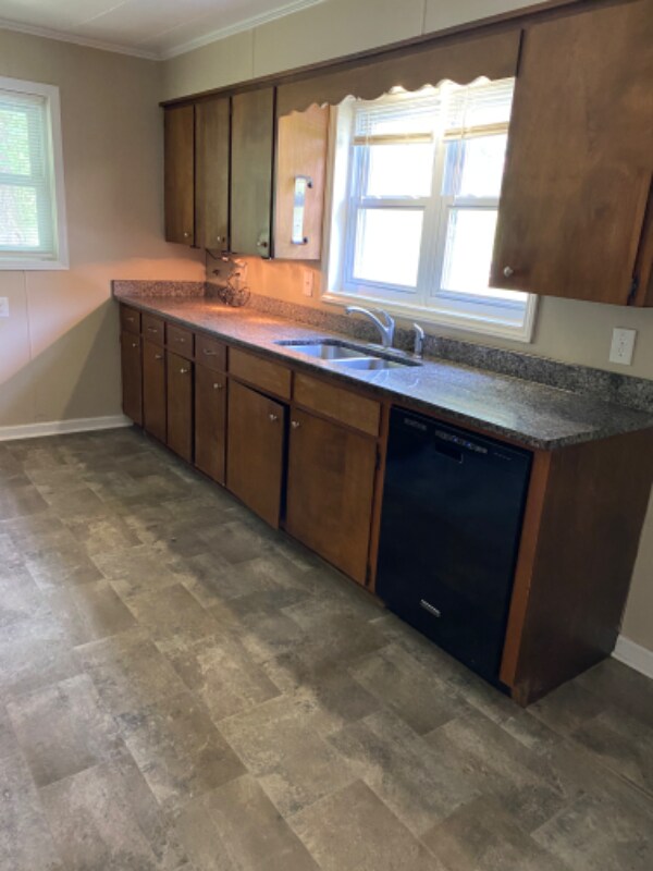 Foto del edificio - 1993 Liberty Dr