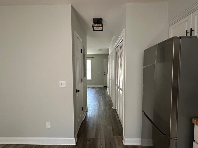 Foto del edificio - 6714 Jefferson Pl