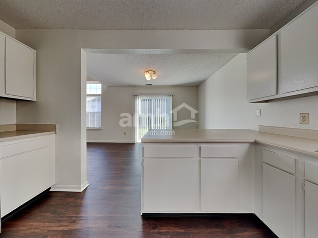 Foto del edificio - 4323 Autumn Crest Ct