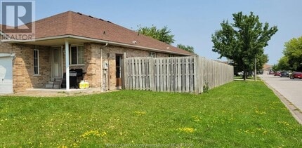 Building Photo - 1198 Highnoon Dr