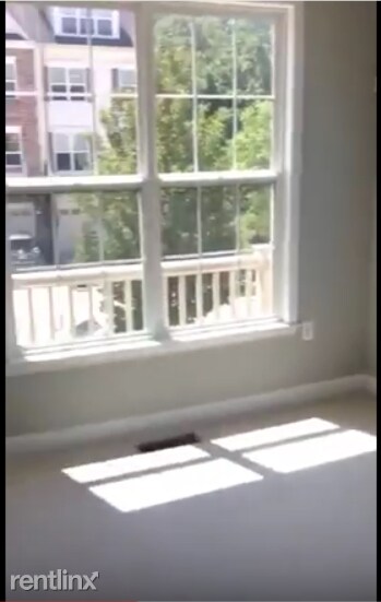 Foto del edificio - 4302 Vintage Ivy Ln