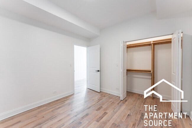 Foto del edificio - 5733 N Winthrop Ave