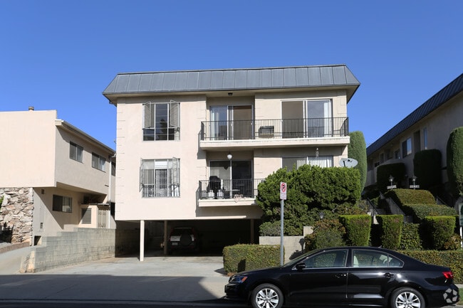 Building Photo - 11837 Dorothy St