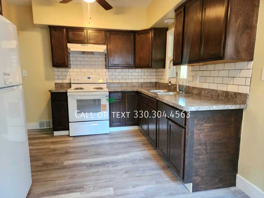 Foto principal - 1291 Hazelwood Ave