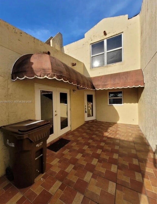 Building Photo - 3821 W 11th Ct